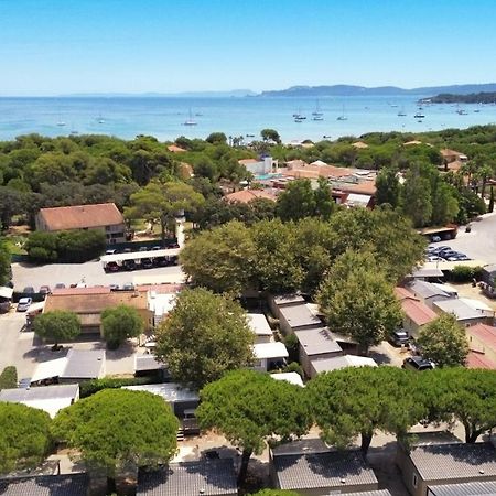 Camping La Bergerie Plage Hyeres Bagian luar foto
