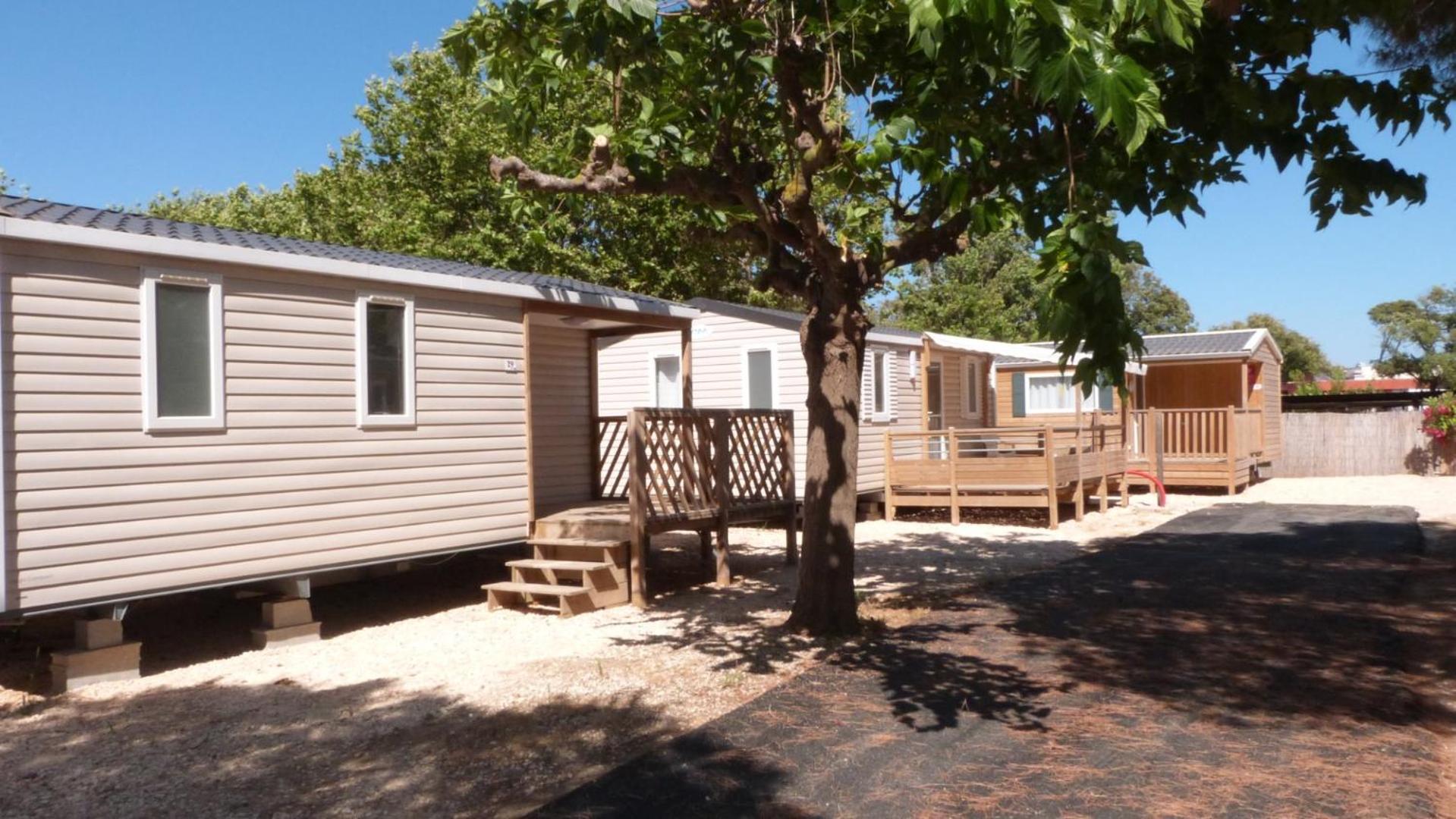 Camping La Bergerie Plage Hyeres Bagian luar foto