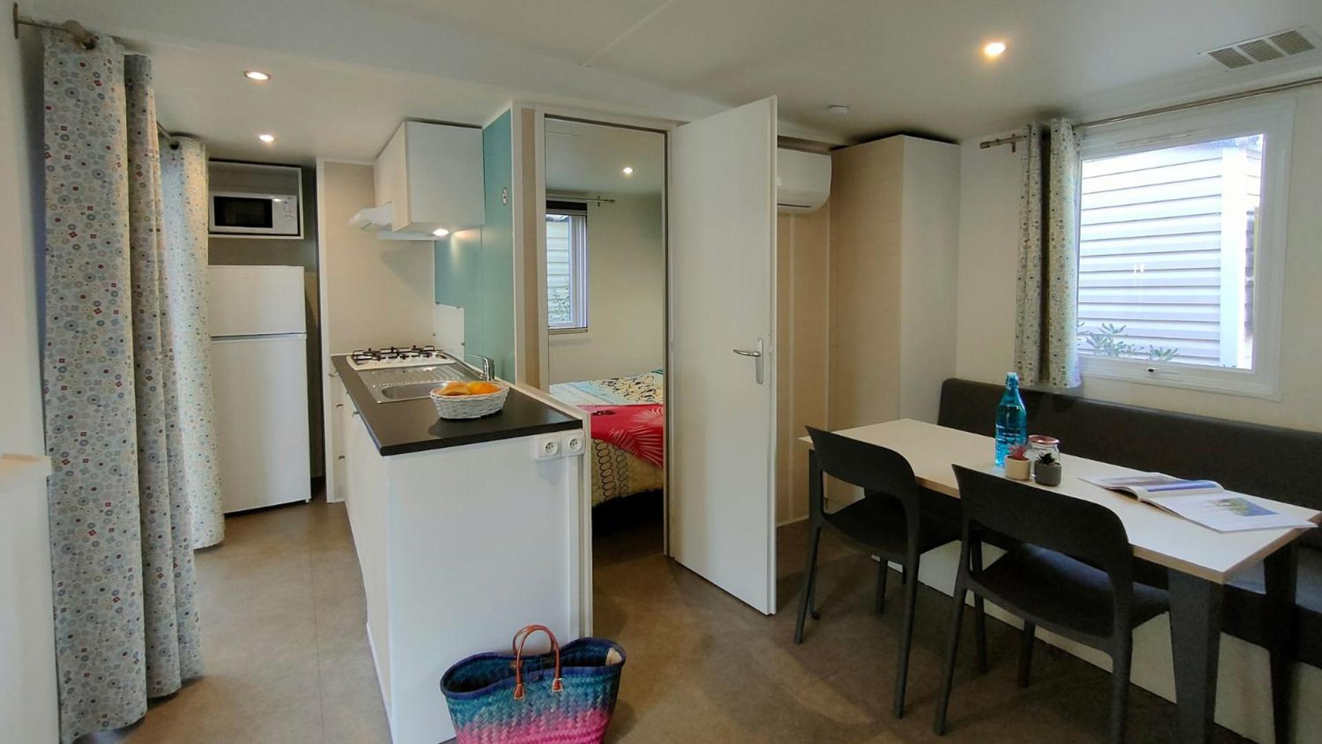 Camping La Bergerie Plage Hyeres Ruang foto