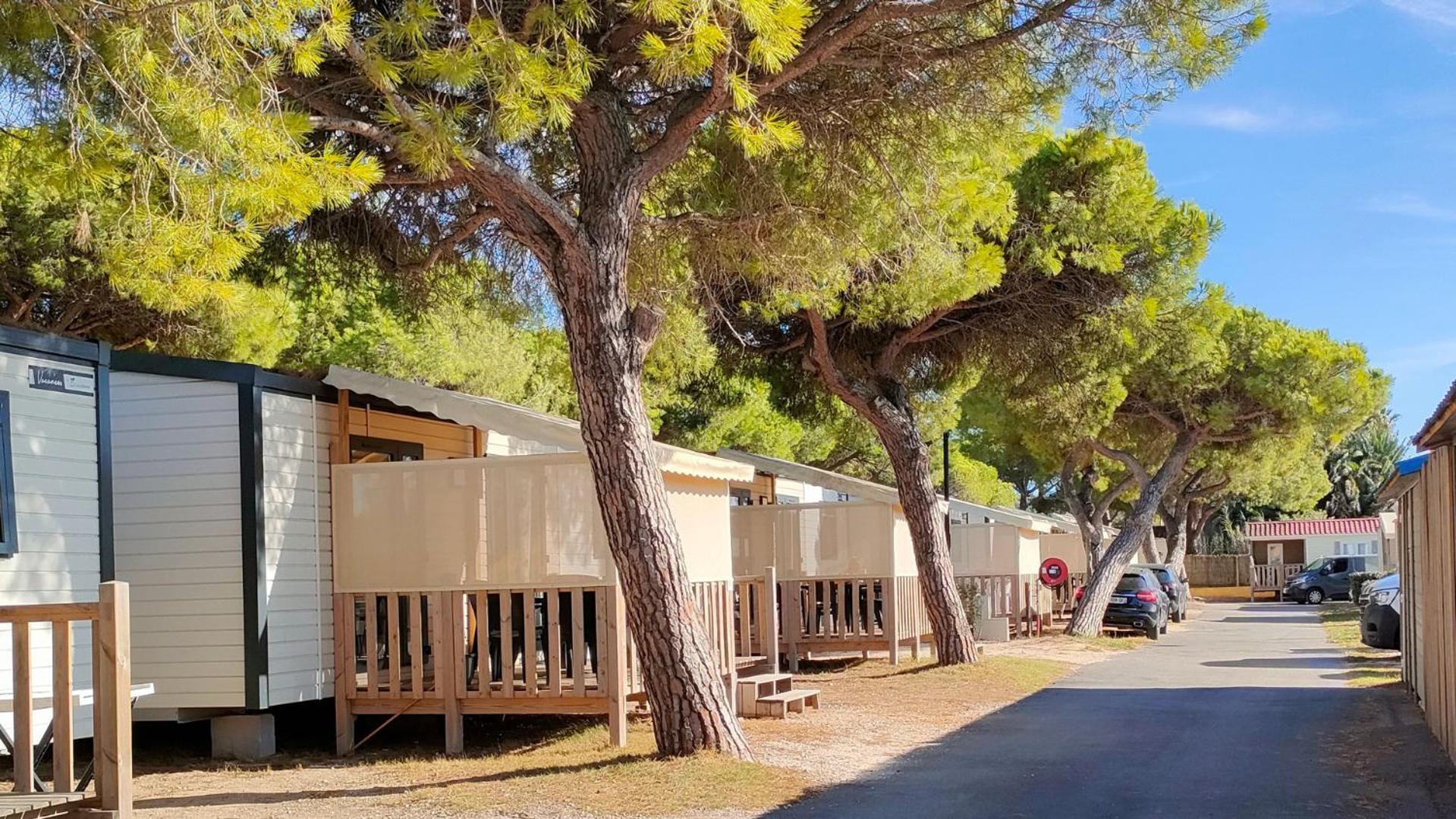 Camping La Bergerie Plage Hyeres Bagian luar foto